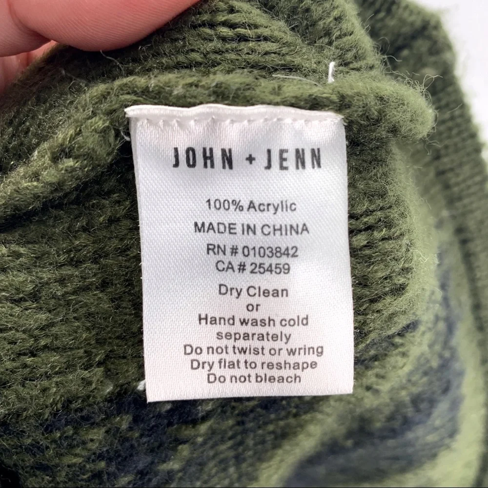 John + Jenn Green and Black Textured Sweater Size Small